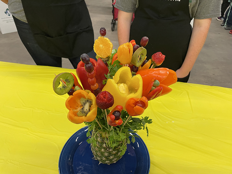 Fruit Sculpting Grant County Senior Champion